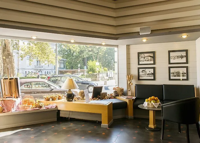 Aulac Hotel Лозана