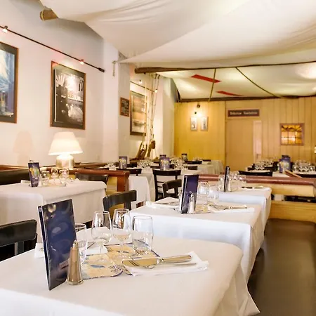 Aulac Hotel 3*
