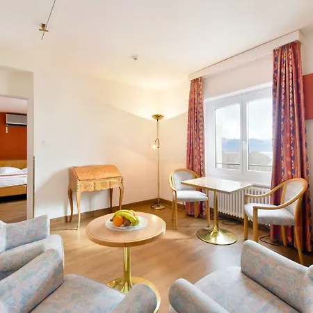 Aulac Hotel 3*